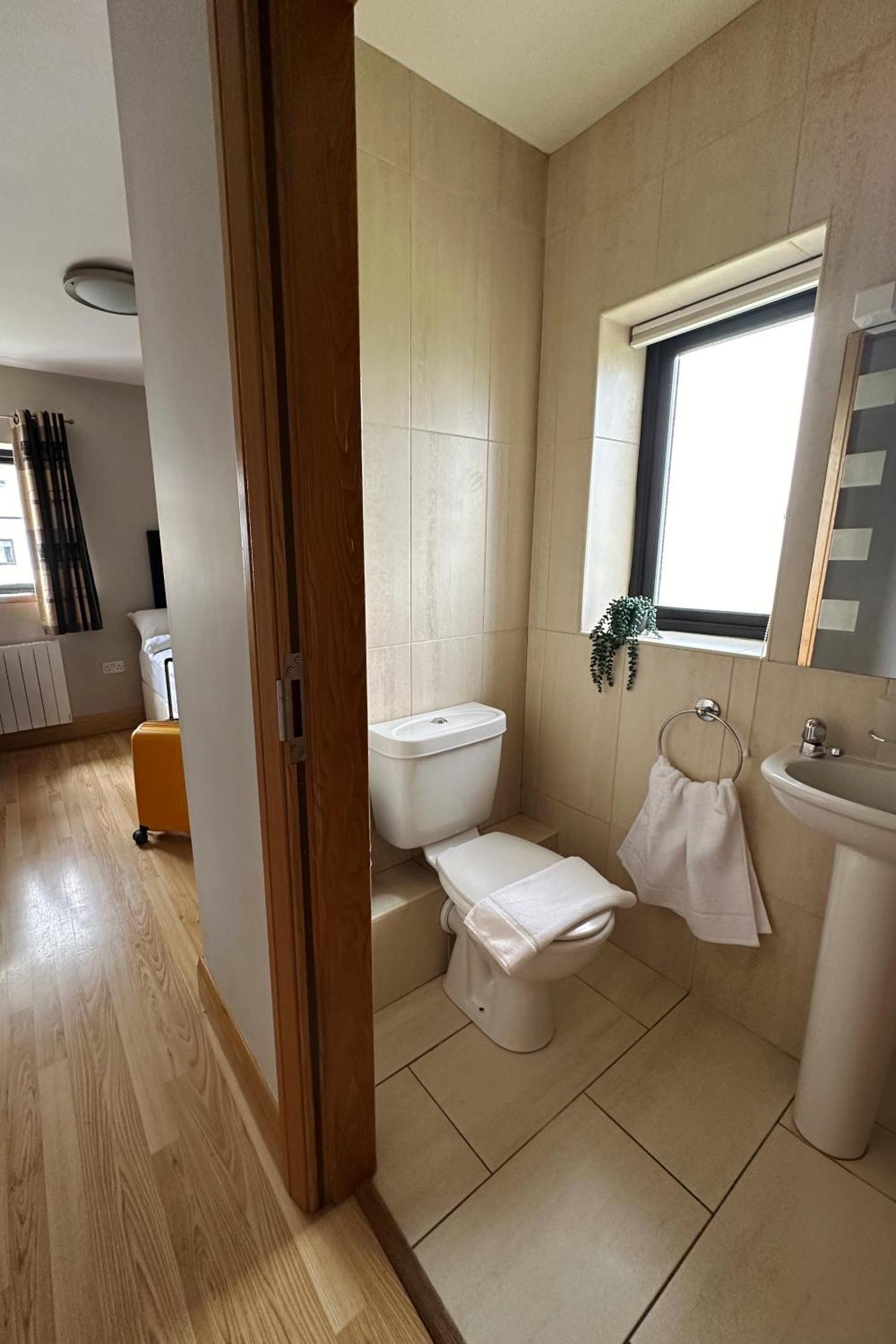 Cuirt Na Coiribe Summer Accommodation Galway Luaran gambar